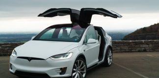 L’auto del futuro secondo Tesla! Si guiderà da sola e farà guadagnare i proprietari!