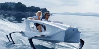 Quadrofoil, l’aliscafo elettrico che vola sull’acqua! [VIDEO]