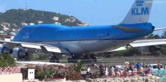 Un aereo decolla e… Quel che accade alle persone in spiaggia è incredibile! [VIDEO]