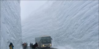15 Metri di neve in Giappone! Incredibile Canyon di neve! [VIDEO]