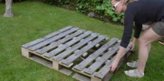 Trasforma un pallet in una fioriera in meno di 2 ore! [VIDEO]